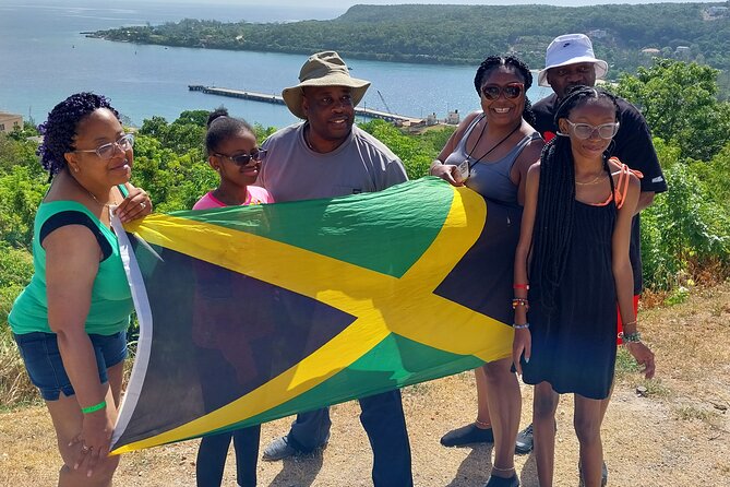 3-Hour Private Tour in the Highlights of Montego Bay - A drive through local communities