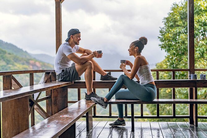 4-Hours Bike, Hike & Waterfall Tour in Blue Mountain with Lunch and Pick Up - Brunch at a 200-year-old coffee trading post