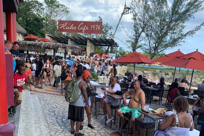 7 Mile Beach and Rick's Cafe in Negril from Montego Bay Private Tour - From Montego Bay to Negril in a private vehicle