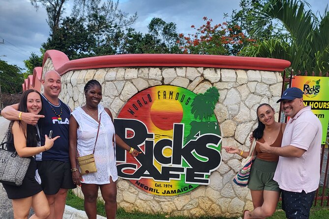 7 Mile Beach and Rick's Cafe Private Tour - Why the private format matters at $80