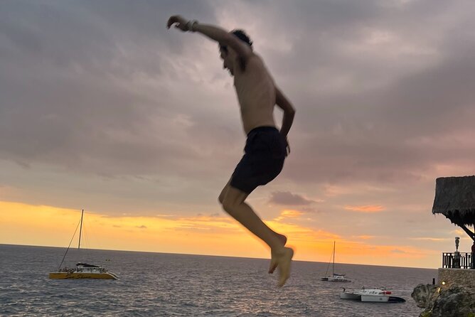 7 Mile Beach Party Catamaran Cruise with Snorkeling & Ricks Cafe - The road from Montego Bay to Negril