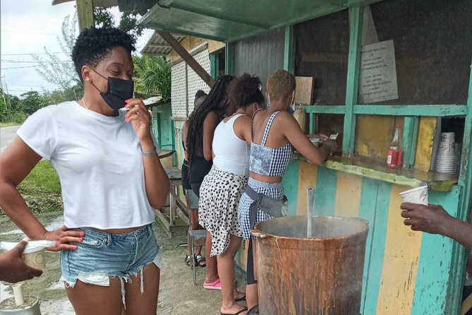 7 Mile Beach & Ricks Cafe with free Shopping experience - FAQ