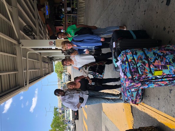 Airport MBJ Round Trip Transfers, to Montego Bay Airbnb & Resorts - Direct hotel and Airbnb drop-off