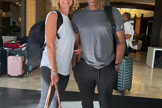 Airport Transfers Private: Montego Bay-hotels,villas & Airbnb - What communication is like before and after landing