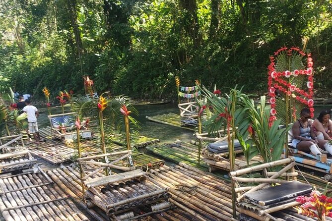 Bamboo Rafting With Foot Massage - What happens at the former plantation estate
