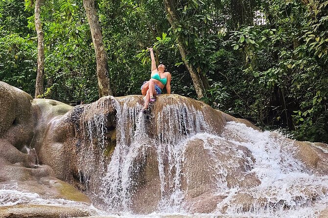 Blue Hole and Dunn's River Falls Private Tour from Montego Bay - Food, cash, and small planning details