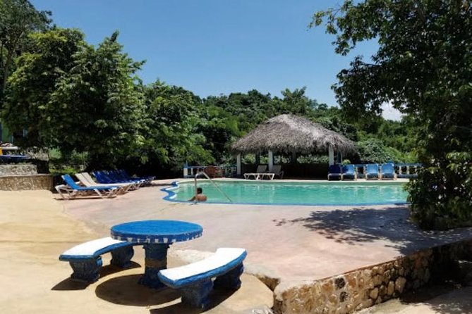 Blue Hole Mineral Spring and Ricks Cafe Private Tour - What the Mineral Spring Is Like for Different Groups