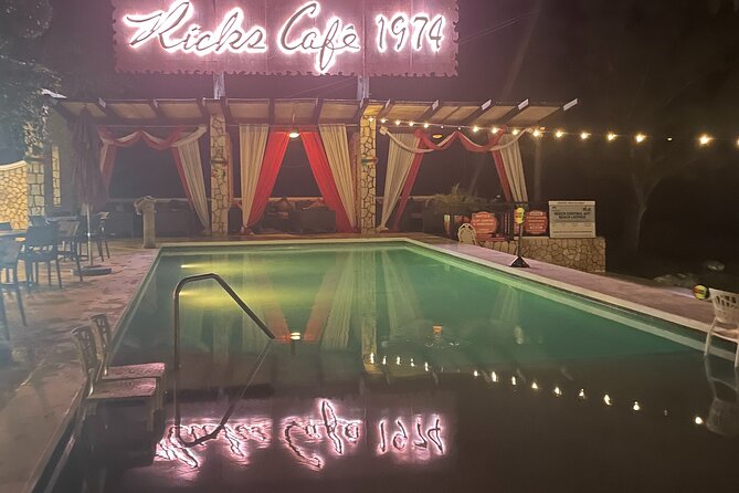 Blue Hole Mineral Swim, Negril Ricks Cafe, & Herb Farm Combo Tour - How the guide can shape the day