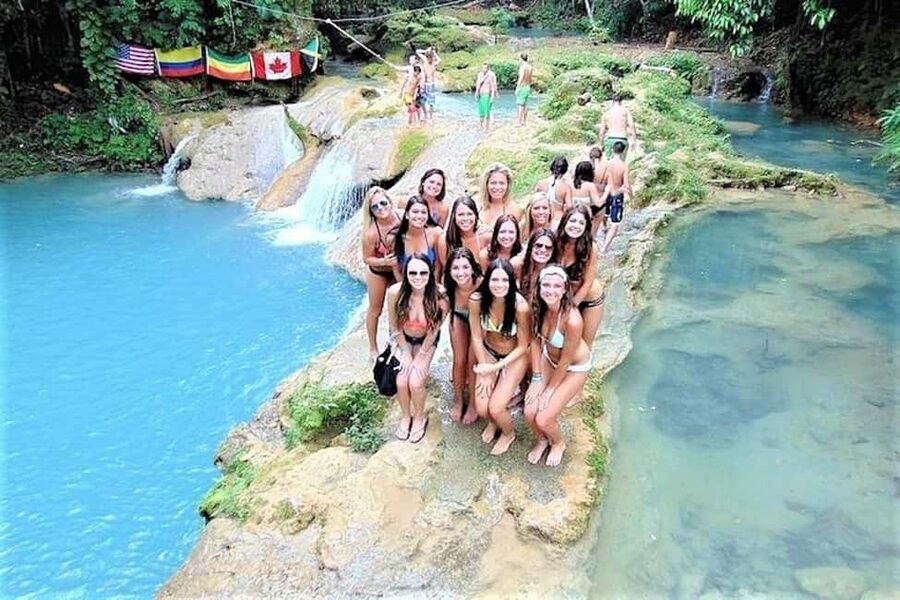 Blue Hole, Secret Falls, and Dunn's River Falls Combo Day-Tr - The Break Between Waterfalls