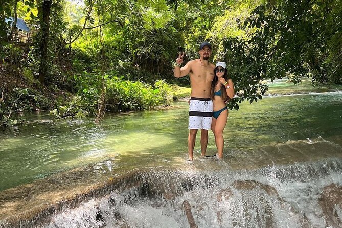 Blue Hole, Secret Falls & River Rapids Tubing from Montego Bay - What the guide adds to the experience