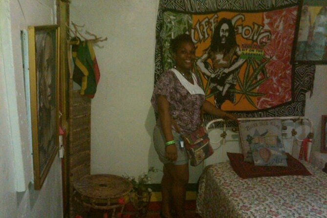 Bob Marley 9 Miles, Dunn's River from Montego Bay. - Dunn’s River Falls and the cold-water climb
