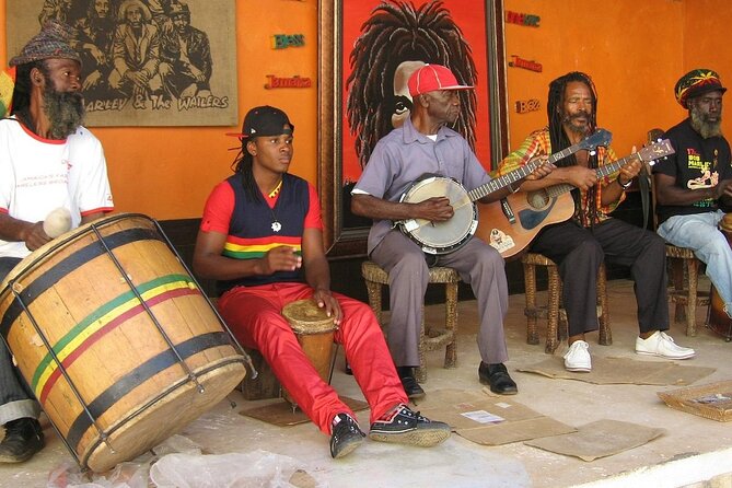 Bob Marley Nine Miles, sightseeing and local food and fruit stop - The Local Food and Fruit Stop