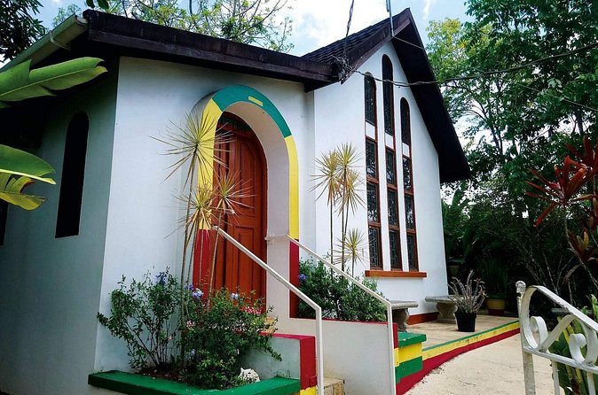 Bob Marley Nine Miles, sightseeing and local food and fruit stop - What $125 Buys You