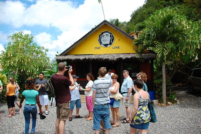 Bob Marley Nine Miles, sightseeing and local food and fruit stop - Practical Details Before You Book