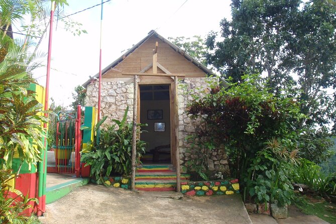 Bob Marley Nine Miles, sightseeing and local food and fruit stop - Why the Rastafarian Guides Matter