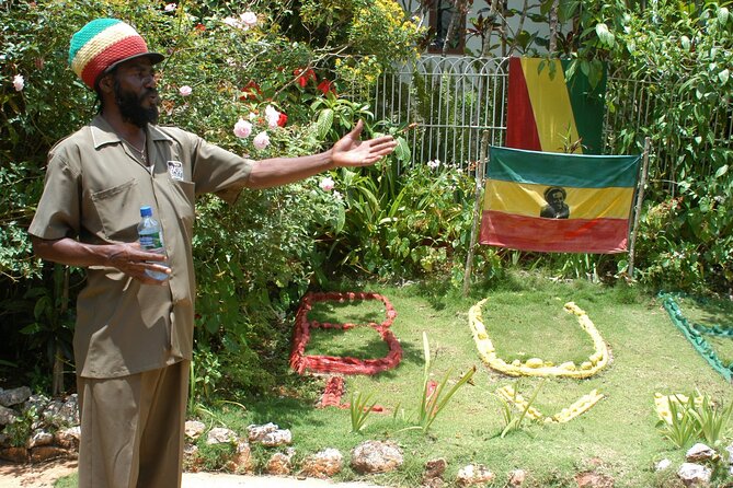 Bob Marley's Spirit of Reggae - The Nine Mile Experience - Inside the Bob Marley Mausoleum
