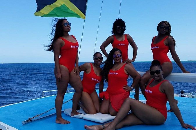 Catamaran, snorkeling & Dunn's River Falls - Who will get the most from this tour