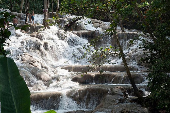Chuck Norris Secret Falls and Dunn's River Falls - Two Jamaican waterfalls, two very different moods
