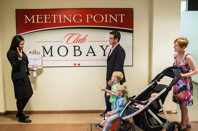 Club Mobay VIP Lounge Access and Round-Trip Airport Transfer - Food, drinks, showers, and family facilities