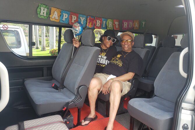 Customized MBJ Airport Transfer to Hotels in Montego Bay - The 15 to 25 minute ride to your Montego Bay hotel