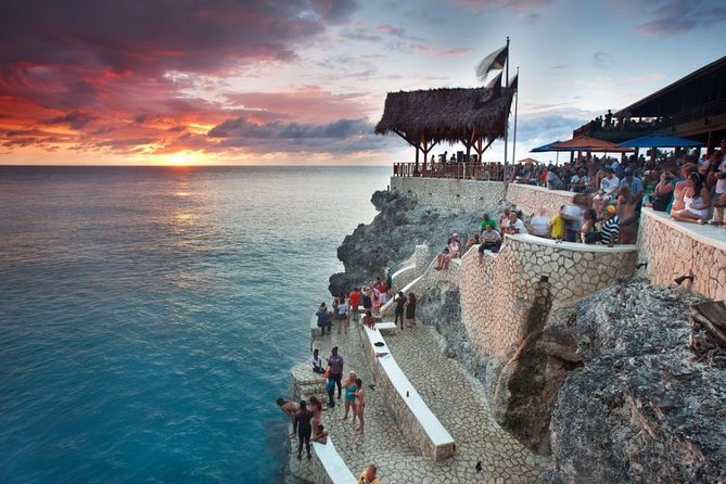 Day-Trip to Rick's Cafe from Montego Bay - Arriving at Rick’s Cafe above the cove