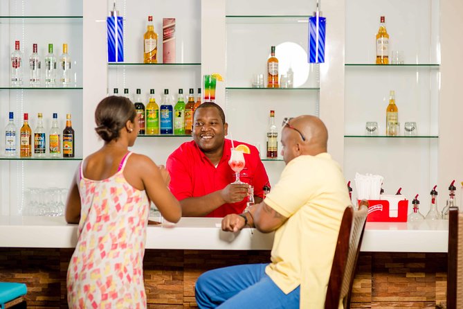 Departure Shuttle to Airport, Club Mobay Fast Track & VIP Lounge Combo - Hotel pickup from Montego Bay, Negril, and beyond