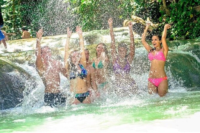 Dunn's River Falls and Ocho Rios Shopping Tour from Montego Bay Hotels - Ocho Rios shopping, with realistic expectations