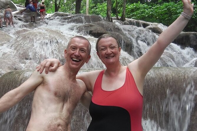 Dunn's River Falls Climb and Beach Include Entry Fee (ᵔᵕᵔ) - What happens at Dunn’s River Falls