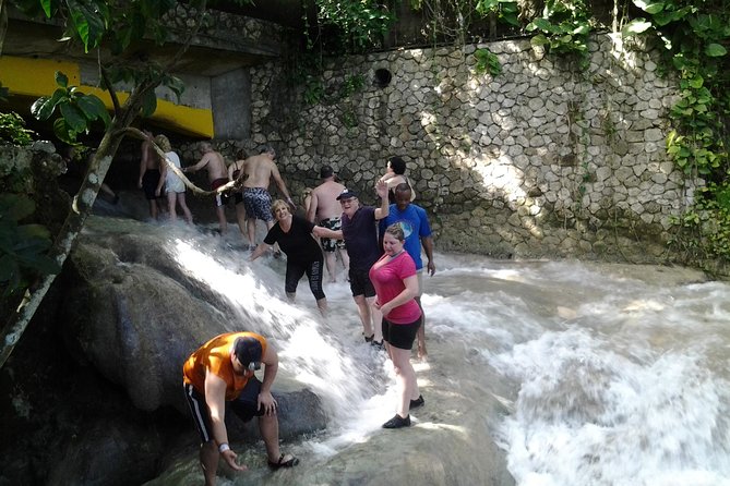 Dunn's River Falls excursion from Montego Bay - The Ride From Montego Bay
