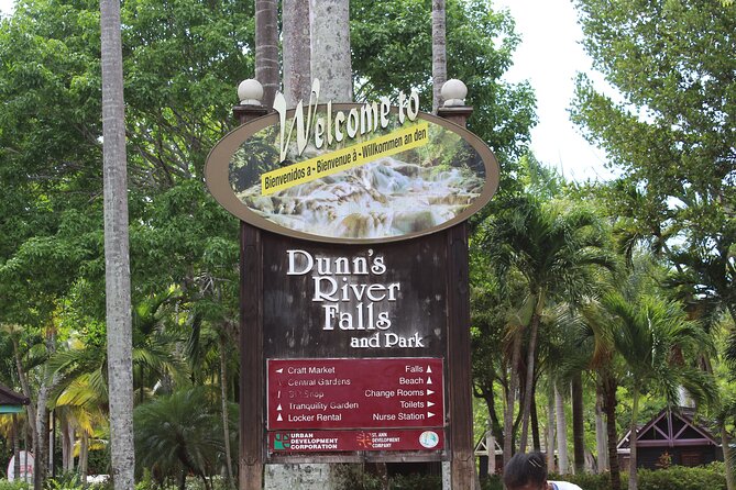 Dunn's River Falls Jamaica/Montego Bay/Falmouth - Safety, comfort, and the physical side of the climb
