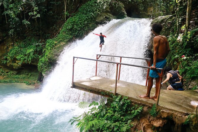 Dunn's River Park & Blue Hole Waterfall Combo from Montego Bay - Weather and Cancellation Flexibility