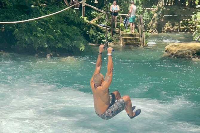 Dunn's River Park & Blue Hole Waterfall Combo from Montego Bay - Dunn’s River Falls: Jamaica’s Classic Waterfall Climb
