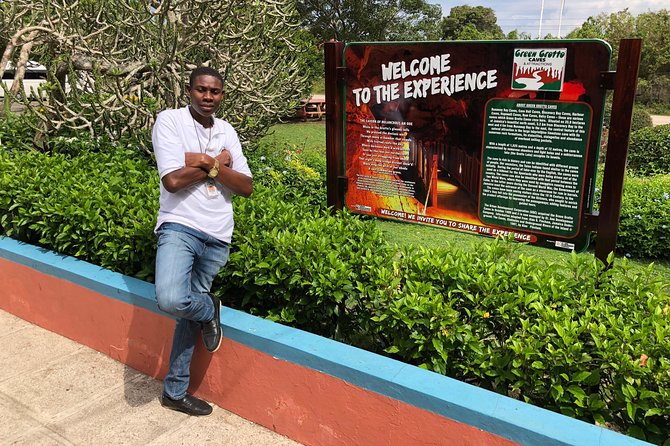 Explore Montego Bay Jamaica Private Tour to Green Gratto Cave - Queen’s Monument and Columbus Park add local context