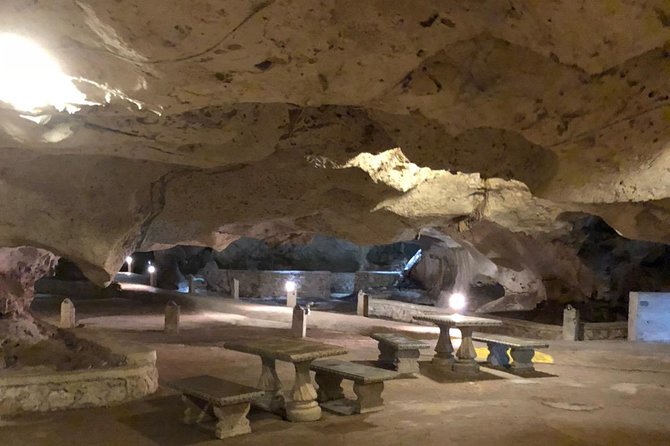Explore Montego Bay Jamaica Private Tour to Green Gratto Cave - A 3 to 4-hour schedule leaves room for lunch