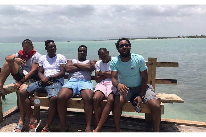 Floyd's Pelican Ocean Bar Private Tour with Transportation - A Private Ride Changes the Value