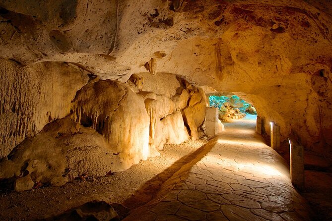 Green Grotto Caves and Dunn's River Falls Guided Tour with Admission - Key points to know before you book
