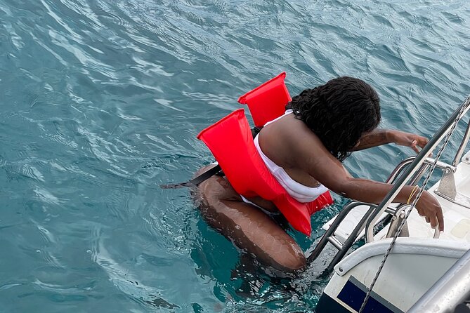 Half Day Catamaran Party Boat, Snorkeling and Hip Strip Tour - Who should choose this cruise?