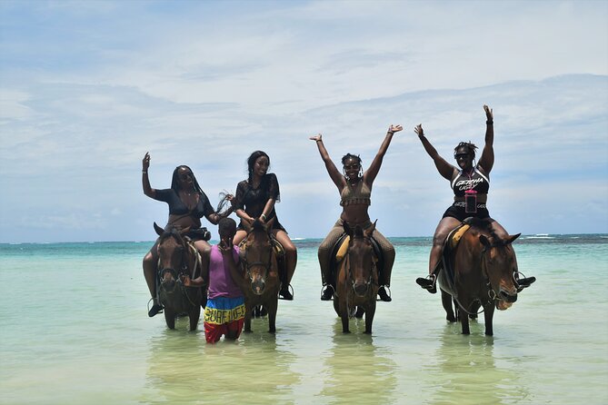 Horse Back Riding and Blue Hole From Montego Bay - Why this five-hour Jamaica outing works