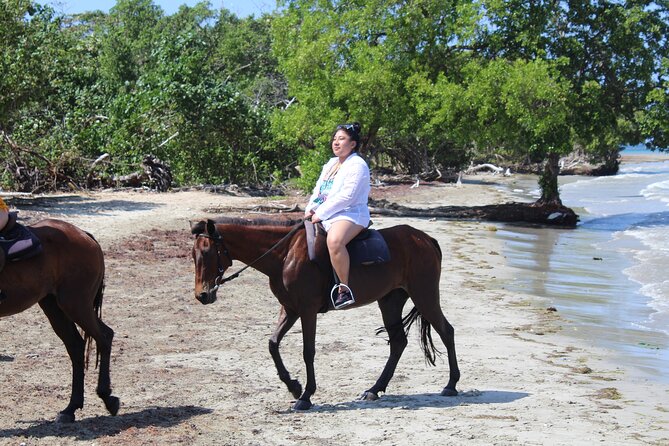 Horseback Ride & Swim Jamaica/Montego Bay - Who Will Get the Most From This Jamaican Outing
