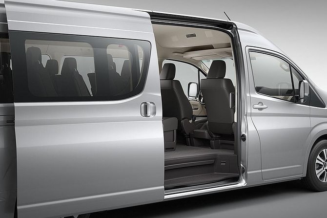 Hotel Riu Montego Bay Airport Shuttle Transfer - Inside the Air-Conditioned Vehicle