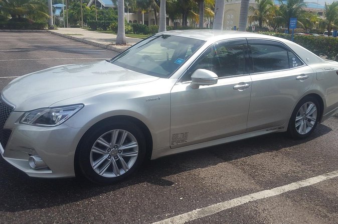 Iberostar Grand Rose Hall Private Airport Pickups & Drop off - Communication and identifying your driver