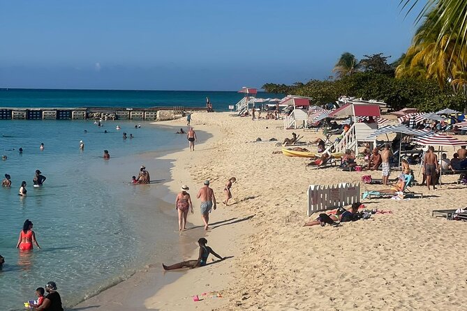 Jamaica Adventure: Bamboo Rafting, Negril Beach & Rick's Sunset - Who should book this experience