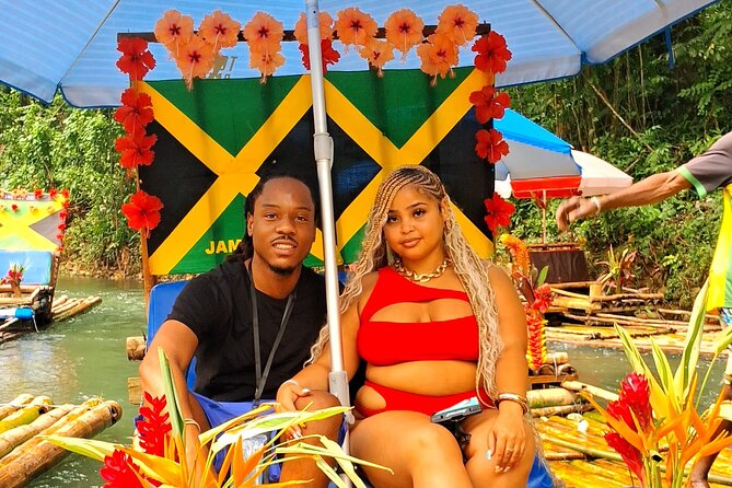 Jamaica Bamboo Rafting Experience with Lime Stone Massage - The people who make the trip work