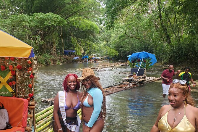Jamaica Bamboo River Rafting Experience with Lime Stone Massage - The limestone foot and leg massage