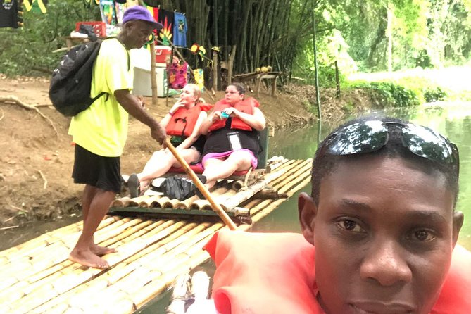 Jamaica Martha Brae Bamboo Rafting with Bus Transportation - Rain, clothing, and small practical details