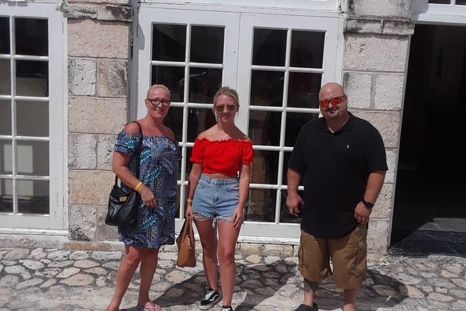 Jamaica Super Saver: Montego Bay & Rose Hall plus Mystic Lagoon Night Cruise - Practical tips for making the most of it