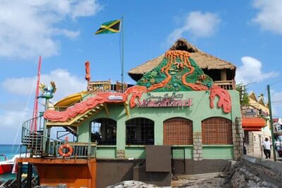 Margaritaville Hip-Strip and Great River Rafting Private Tour