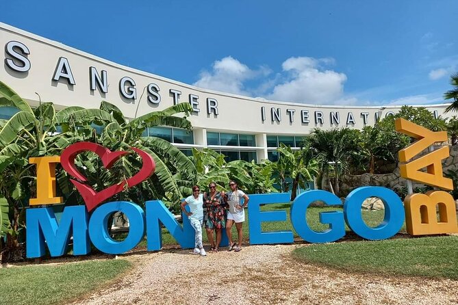 Montego Bay Airport Private Transfer to Hotels in Montego bay - The drivers are the heart of the service