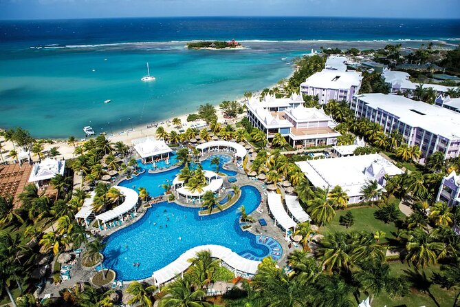 Montego Bay Airport Private Transfers to any Montego Bay Hotels - Price and value at $10 per person