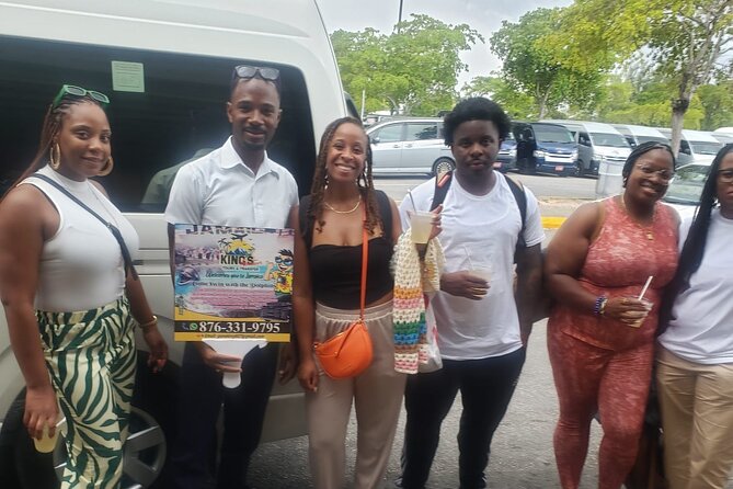 Montego Bay Airport Round Trip Transfer - Meeting your driver at Sangster International Airport